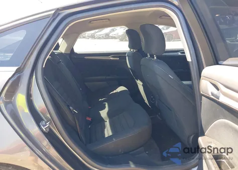 2017 Ford Fusion Se z USA, uszkodzony, nr VIN 3FA6P0HD8HR128324